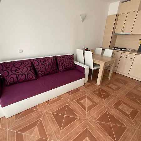 Saint Elena Apartment